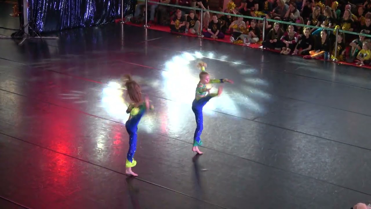 MP DD 2022 DUETY DZIECI   Paulina K. i Dominika C.  6M