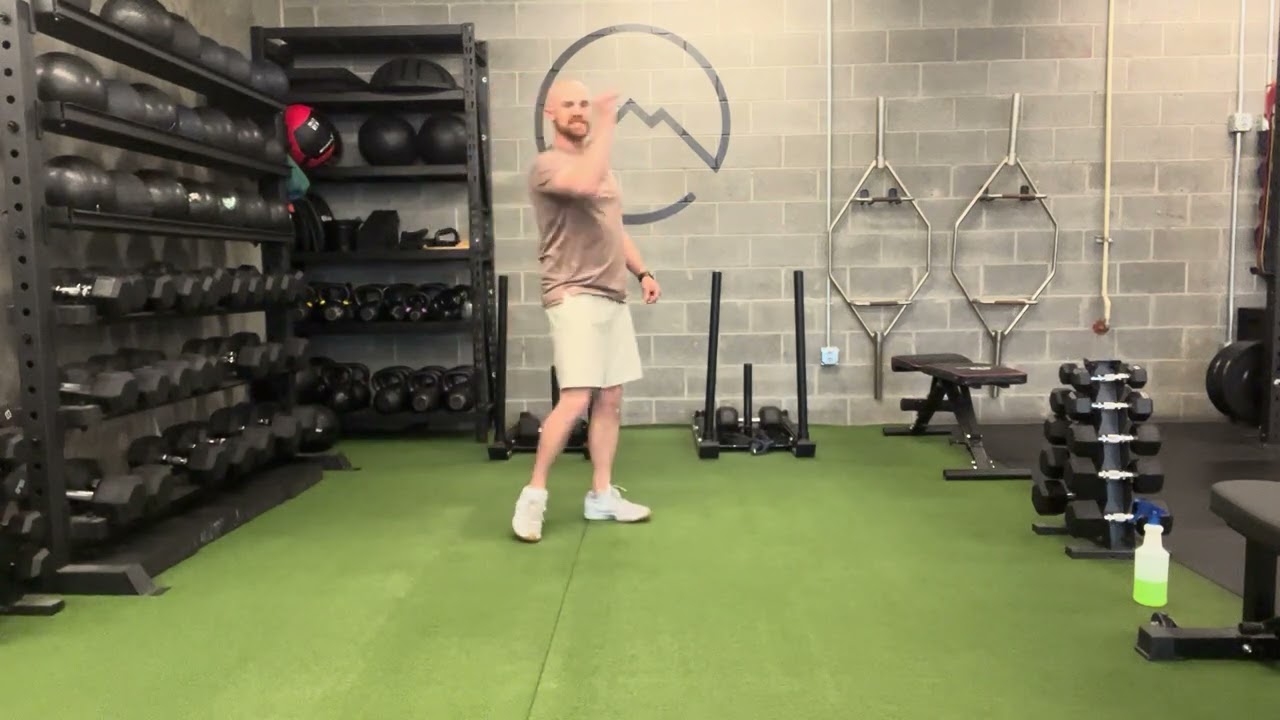 backsideworks Robin × YTYF jumps Backwards Jump + Broad Jump - YouTube