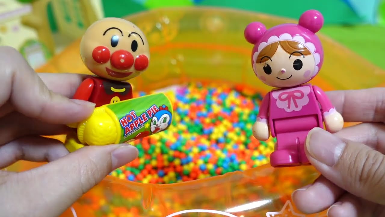 アンパンマンたちがすべり台とボールプールであそぶよ♪ - YouTube アンパンマンたちがすべり台とボールプールであそぶよ♪ - YouTube