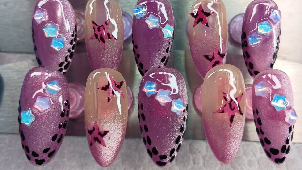 ⭐⭐ Come watch me make these nails with the Vettsy Subscription box !! loved it @Vettsystore 