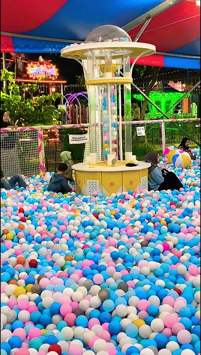 Download lagu bola bola terbang lalu jatuh