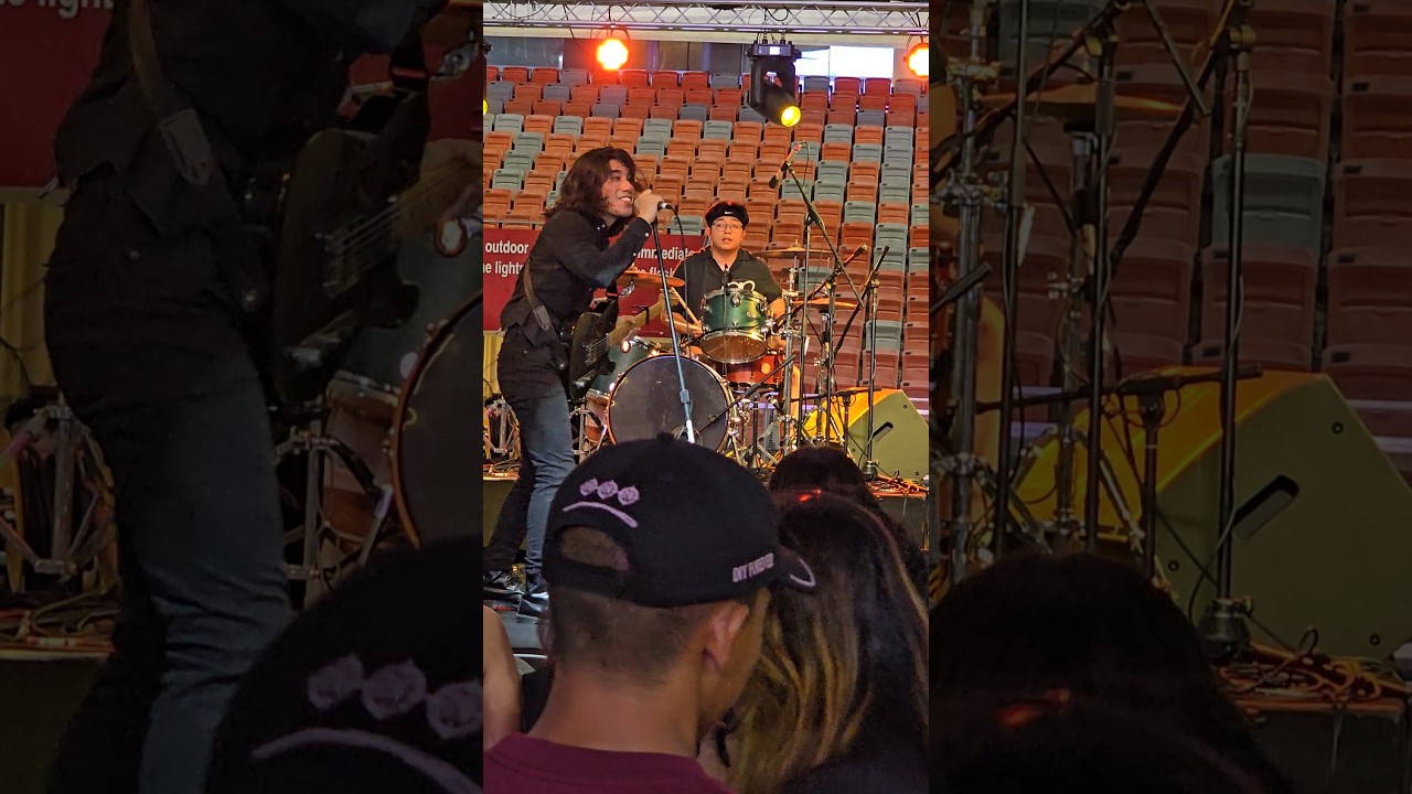 @hijackhayleyband Live at @100bandsfestival シンガポール 14th JUNE 2025 @ourtampineshub 🔥