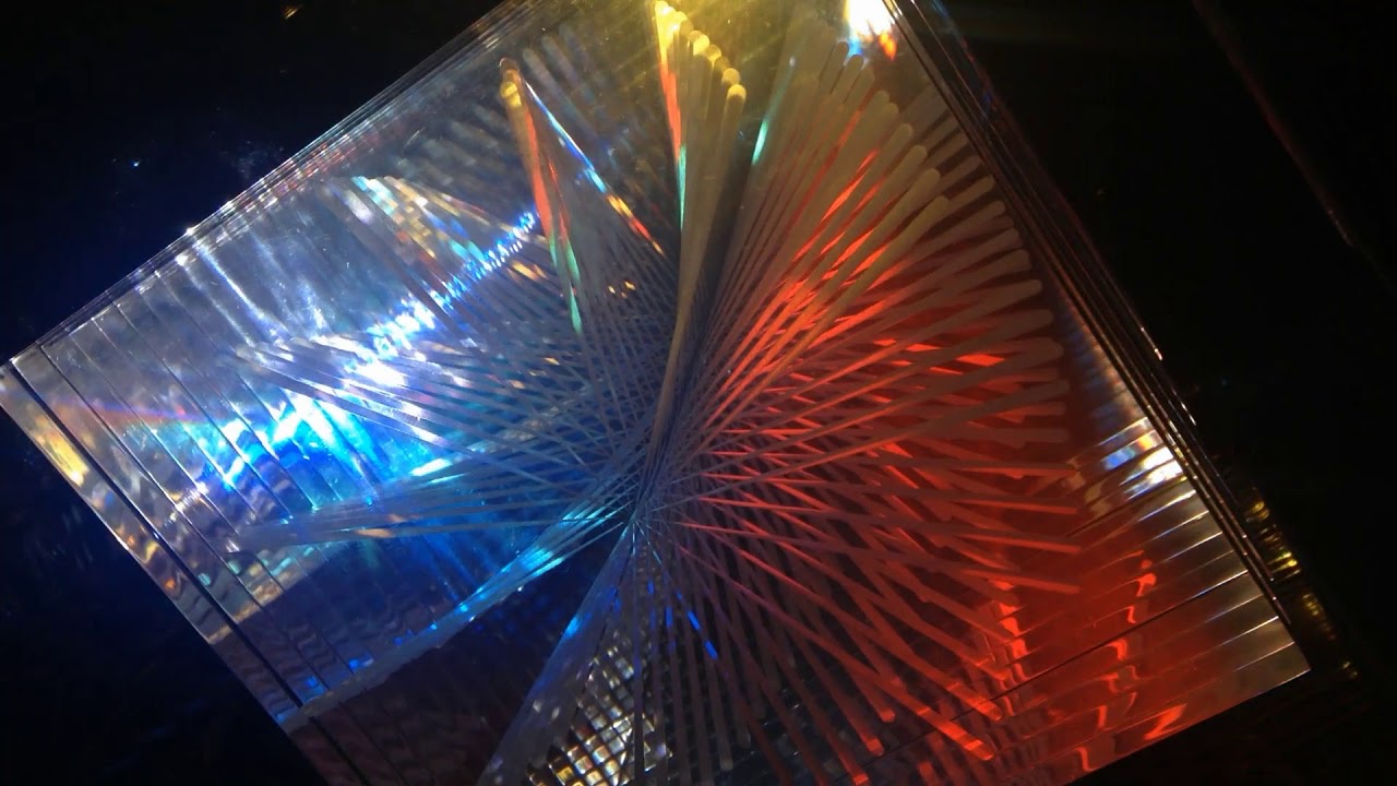 Infinity Cube // ArtMuc 2017 // Munich // Videoinstallation by Betty Mü