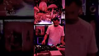 Download Lagu Scratching 🔥🔊 #bassline #ukgarage #breakbeat MP3