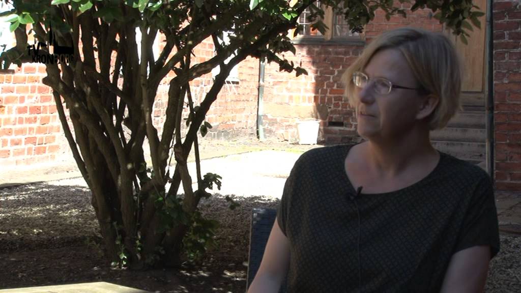 TV SPOT Ugens Profil // Stella Hansen YouTube