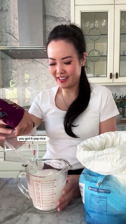 Making Grape Tanghulu