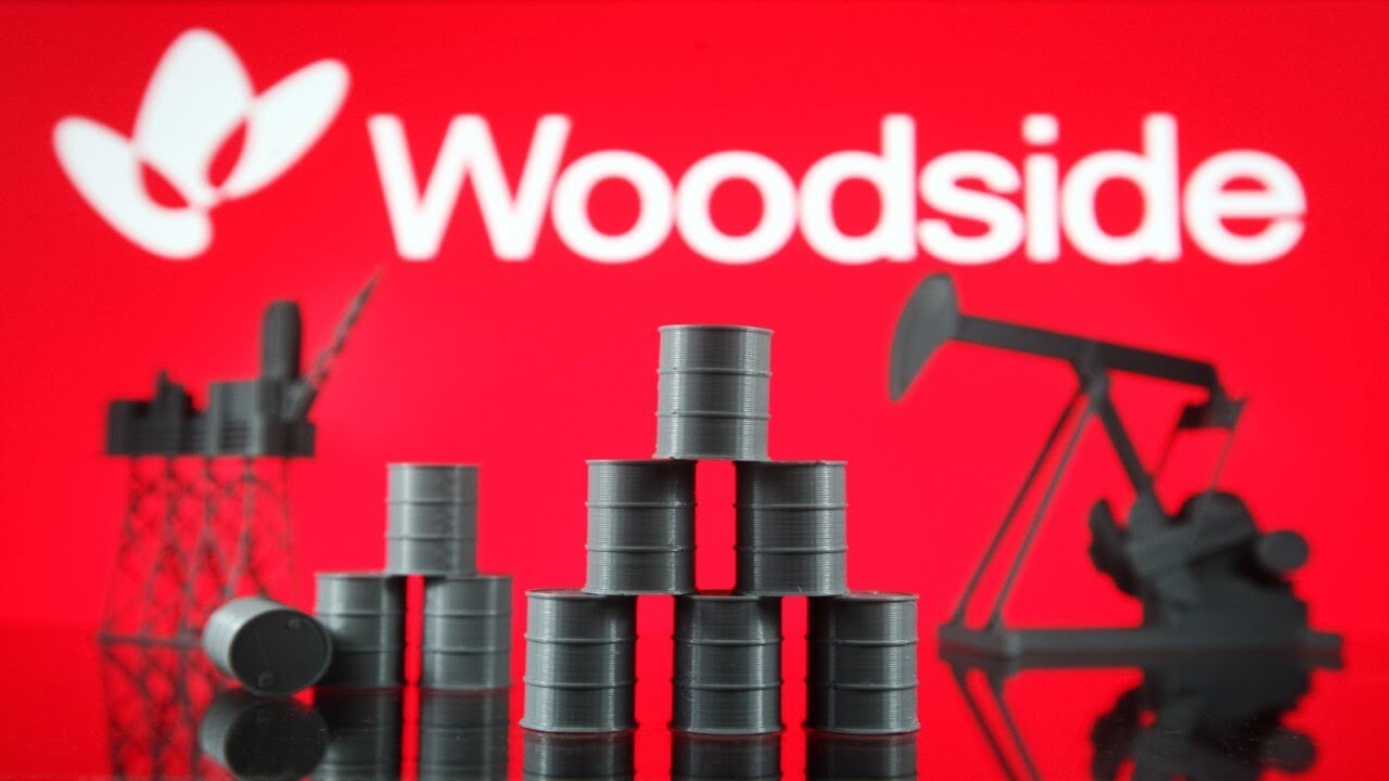Woodside shares continue to fall after quarterly report shows production broadly flat