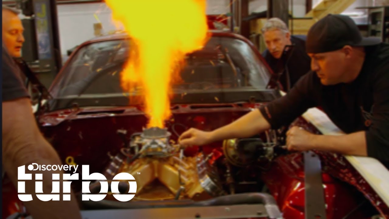 Descubra a “Ave Fênix” dos carros antigos | Oficinaço | Discovery Turbo Brasil