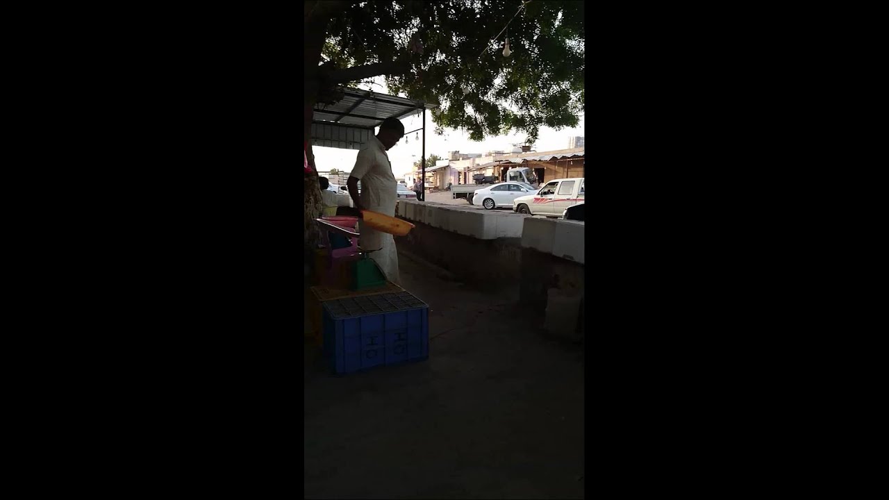 سوق السمك في القوزين Youtube