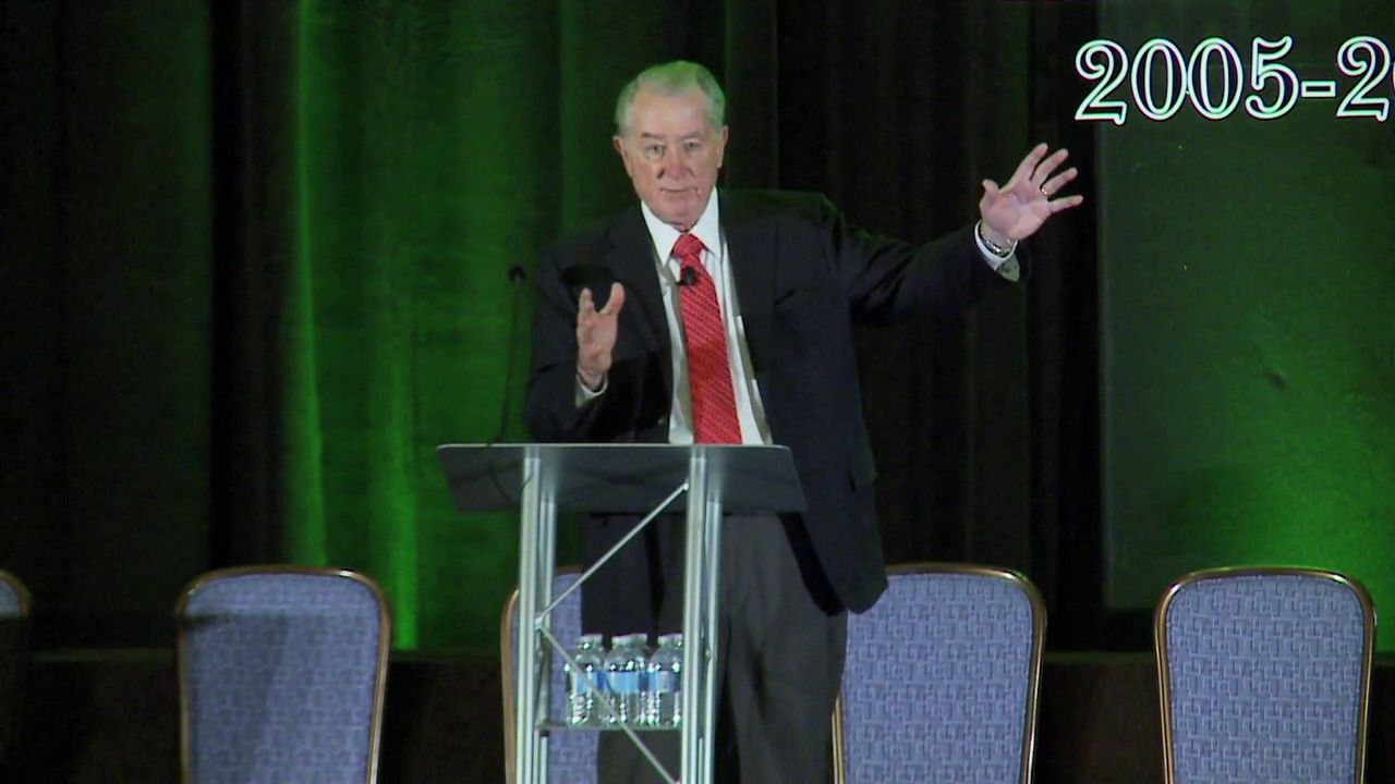 Joe delivers keynote at the annual meeting of Treehouse Foods - 2015