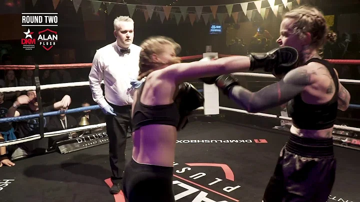 Round 12 - Fight 13 Nina Nutting vs Ellie Fricker