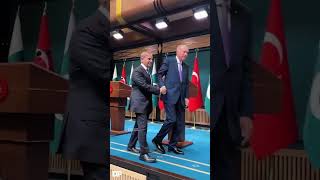 “Long Live Turkey and Pakistan”: PM Shehbaz Sharif Raises Slogan in Front of Turkish President