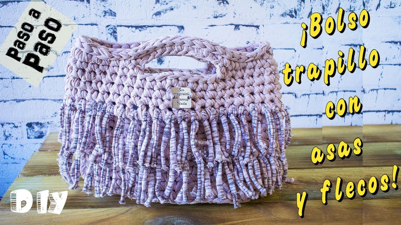 DIY 👜 Bolso trapillo con asas y flecos❗ - YouTube