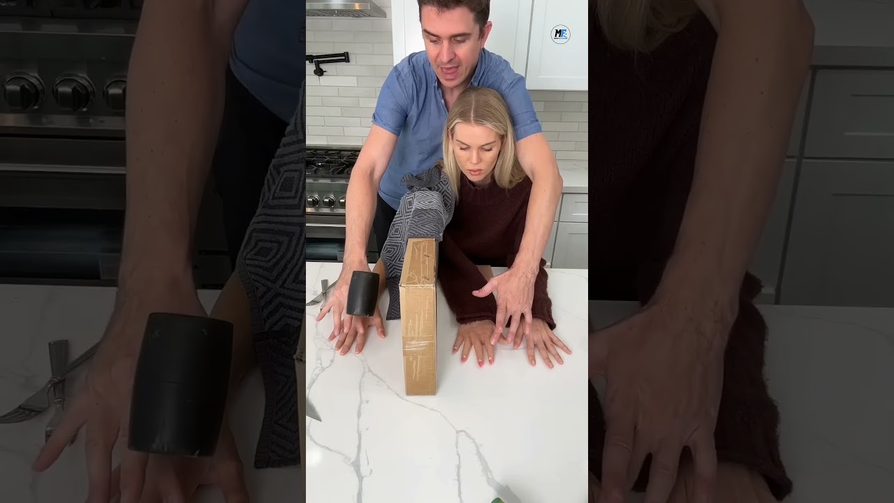 Your Brain Can Be Fooled in Minutes! 😳 (Rubber Hand Experiment)