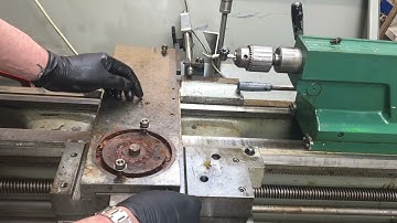 Removing the cross slide from a Colchester Master 2500