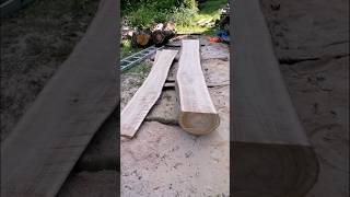 Découpe De Planches À La Tronçonneuse Âtaigne Çonneuse