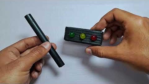 How to make a traffic light with arduino | Arduino project | School project