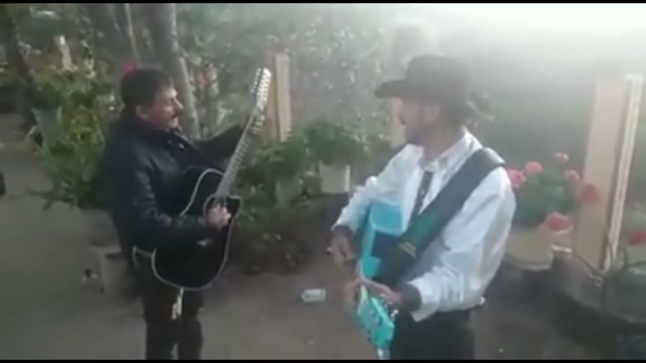 Oscar Olivas - Miguel Montoya/Misael Camacho 