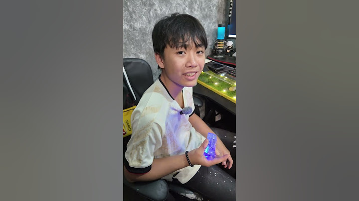 Em trai rủ 2 Cá chơi đấu kiếm
