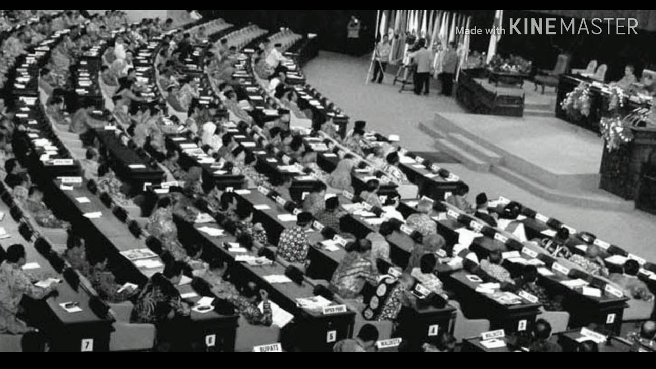 KONSTITUANTE : LEMBAGA PEMBUAT UUD INDONESIA PADA TAHUN 1955-1959