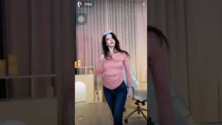 YOON SSO WON尹素婉 Ring Ring 20220228 抖音直播舞蹈