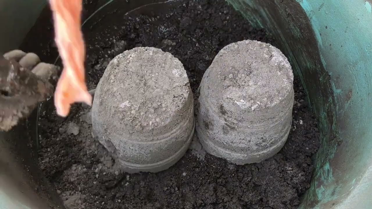Black charcoal with white concrete water 💦 crumbling Asmr 
