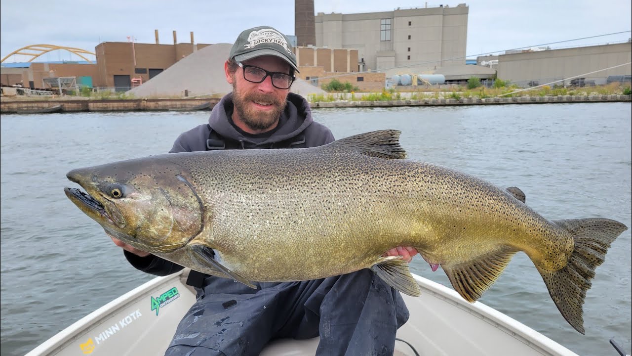 Lake Michigan Salmon Fishing Vertical Jigging & Float Fishing Staging