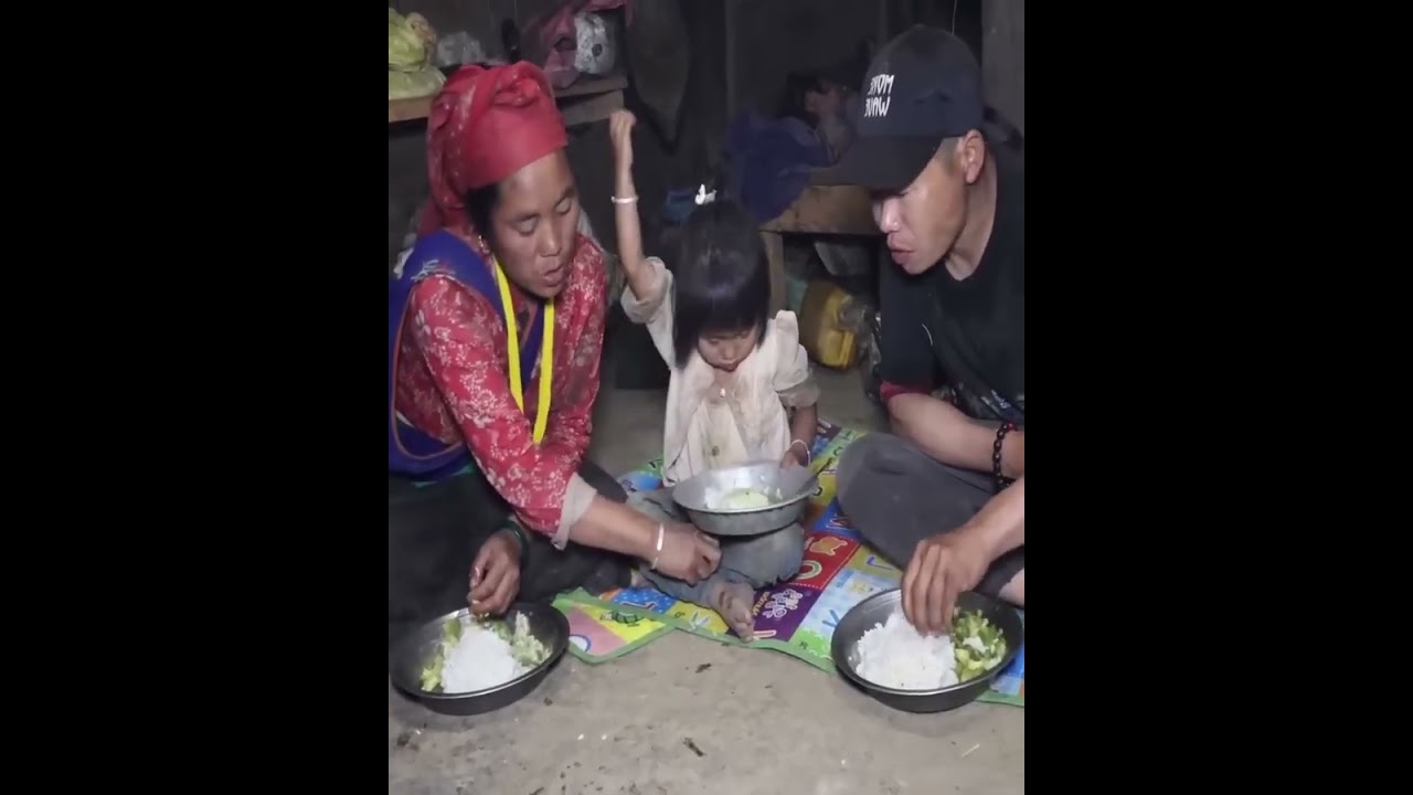 Neepalifood #mountainlife #food #villagerlifestyle #traditionallifestyle 