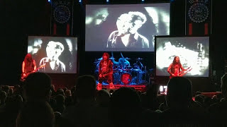 W.A.S.P-Hold on to my heart/the great misconceptions of me