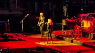 Pat Benatar - Invincible - Live New York City 10/30/25