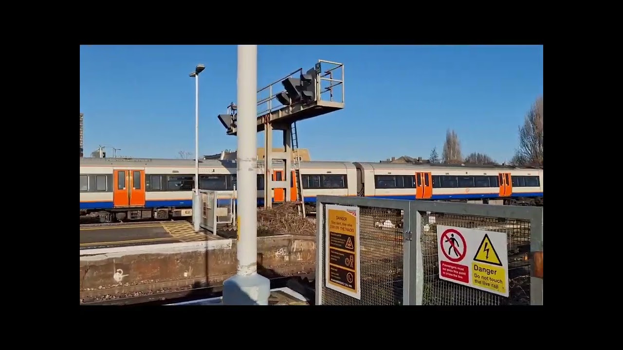 Trains At Clapham Junction - SWML, BML & W&RL/HLL - 20.12.2025