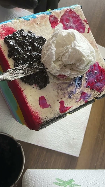 🌈 Handbemalte Pride-Vase aus Beton – LGBTQ Geschenkidee | MalaSymShop