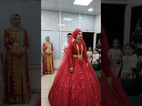 العريس اجا ياخد عروسته من عند الكوافير اجمل لحظات حفلات الزفاف بالعلم 1