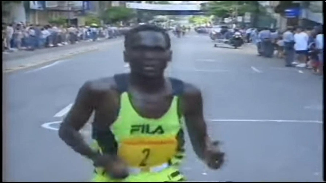 Vitória espetacular do Paul Tergat na São Silvestre de 1998