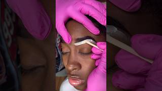 Easy Brow Wax Tutorial😍 Quick Easy Brow Wax Tutorial
