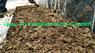 How To Pour Fertilizer In A New Garden | Fertilizer | Homemade Fertilizer Garden