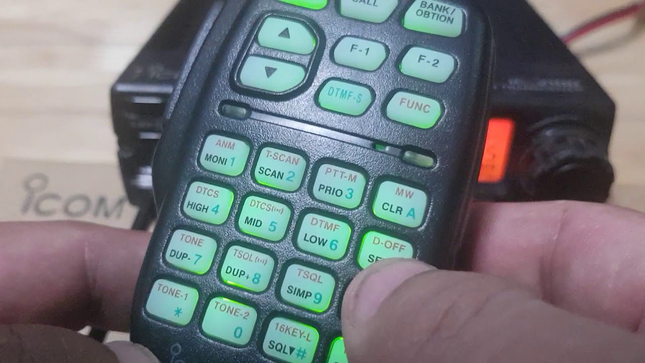 วิธีบันทึกช่อง ICOM IC-2100 สำหรับผู้พิการทางสายตา Blind