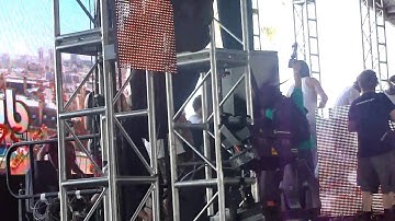 Club 75 - Pon De Streets/Pon De Floor