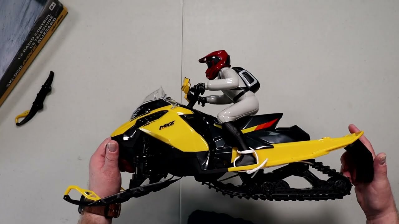1/6 BRP Ski Doo MXZ Blizzard RTR - YouTube