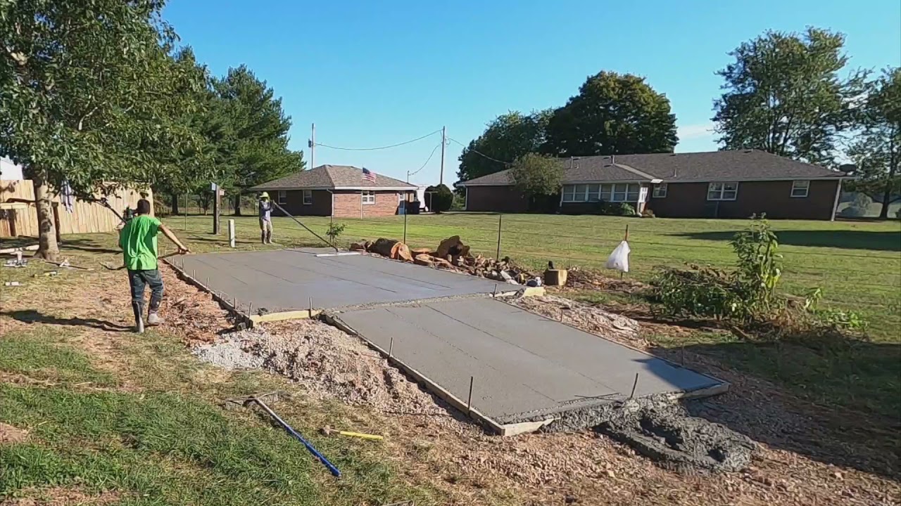 Pouring a 16x28 slab with concrete buggy