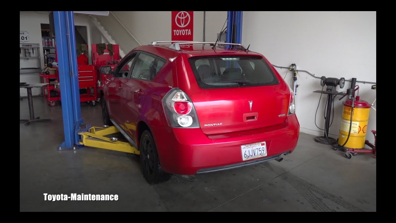 Pontiac Vibe rebadged Toyota Matrix? - YouTube