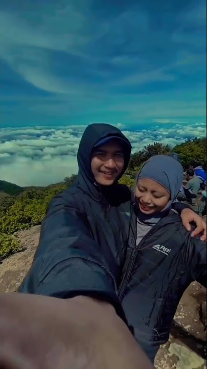 Pendakian gunung Gede-Pangrango via pasangan - gunung Indonesia #shorts #pendaki  #gunungindonesia
