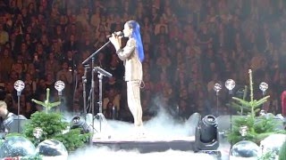 Video thumbnail of "SANNI - Ei @Vain Elämää -konsertti 12.12.2015"