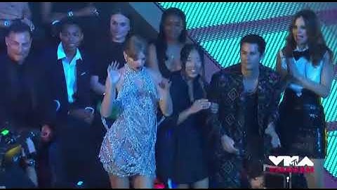Taylor Swift arriving at the #VMAs