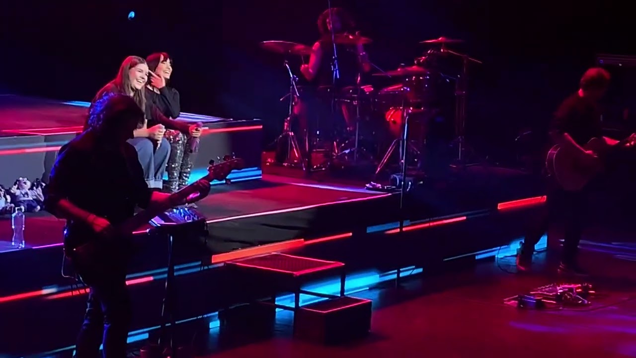 Con la miel en los labios - Aitana - Teatro Diana Guadalajara, Mx - 11Oct22