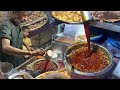 60 Years Old Famous Chana Chaat Wala in Karachi | Street Food Aloo Cholay Chana Chaat. MASALAY CHOLE