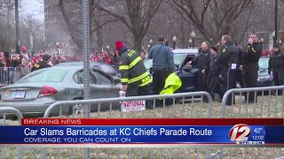 2 arrested after car crashes through barricade at Kansas City Chiefs parade