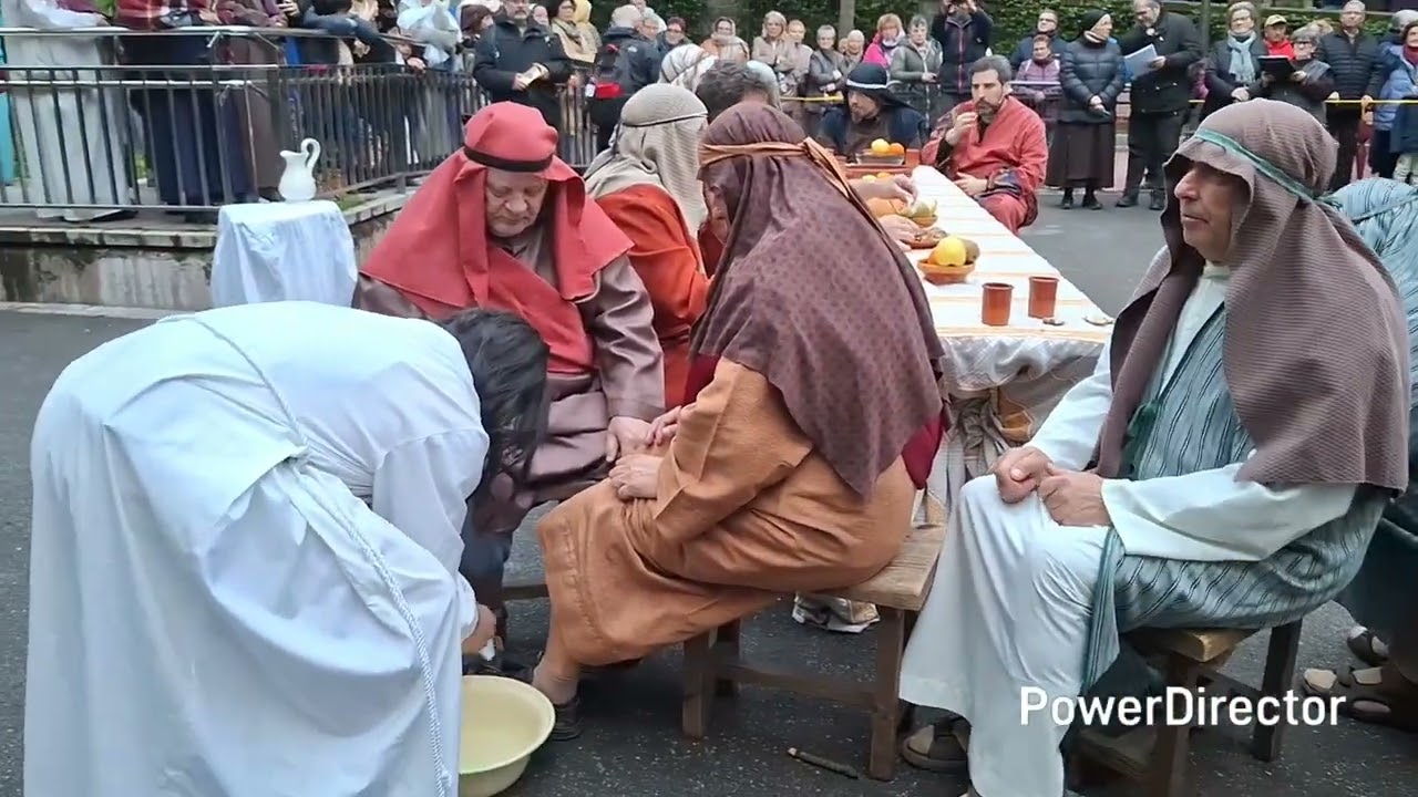 Semana Santa Segovia 2025. Via Crucis escenificado barrio de San José. La Piedad 11/04/2025