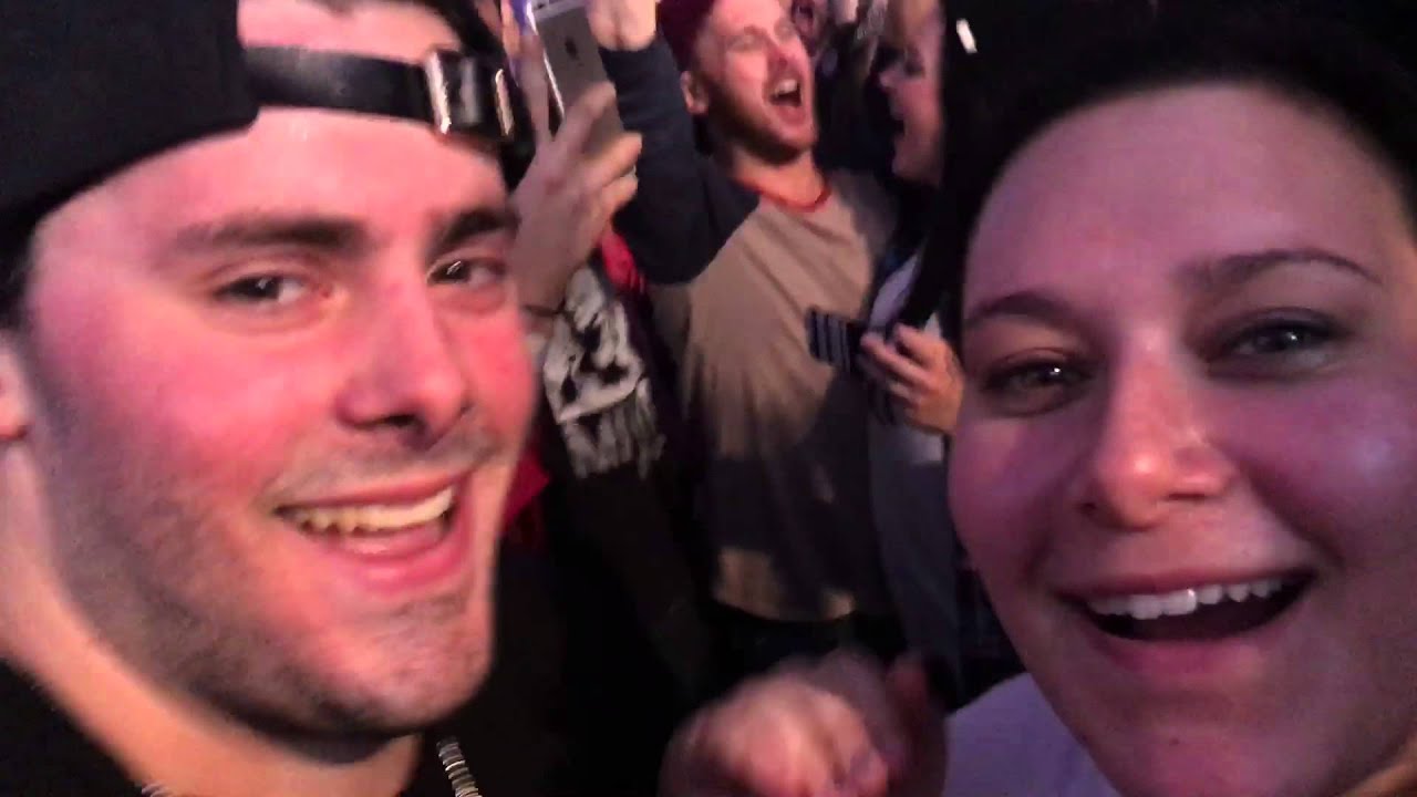 GRiZ - It's All Good (Manic Focus Remix) into NYE countdown featuring "Wake Up"