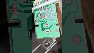 How to Install a 5V/12V Power Port on ANY PCB🛠️#shorts #electronics #project #repair #usb #dc #power